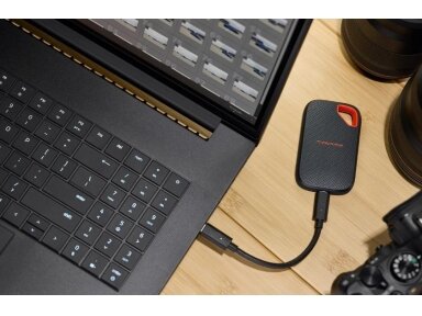 External SSD|SANDISK|Read speed 2000 MB/s|4000 GB|SDSSDE70-4T00-G25